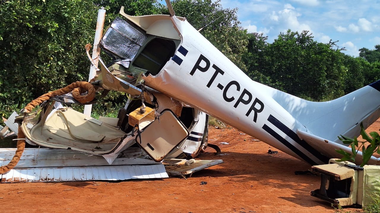 aviao-com-cocaina-interceptado-pela-fab:-o-que-se-sabe-sobre-aviao-que-quebrou-ao-meio-em-pouso-forcado-em-sp