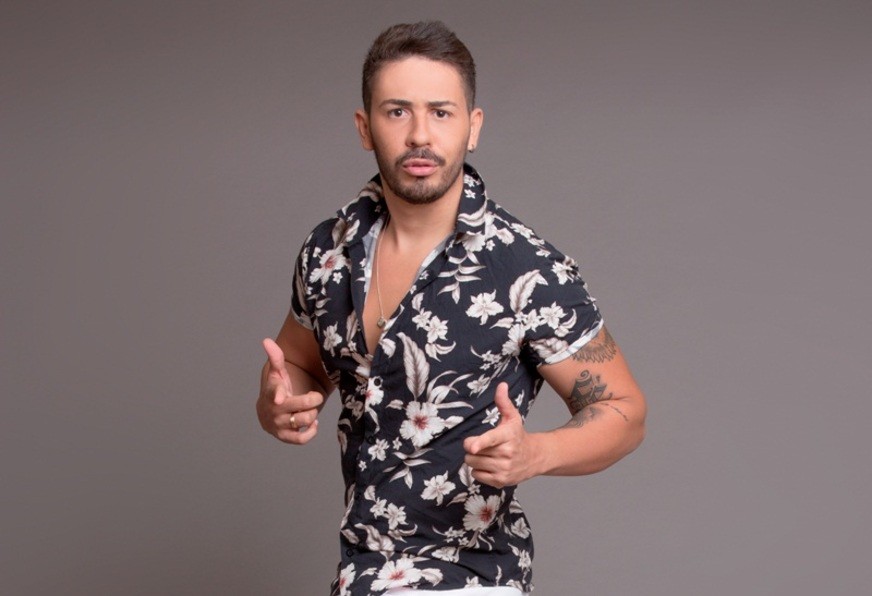 carlinhos-maia-apresenta-show-de-humor-‘mas,-carlos!’-pela-primeira-vez-no-ap