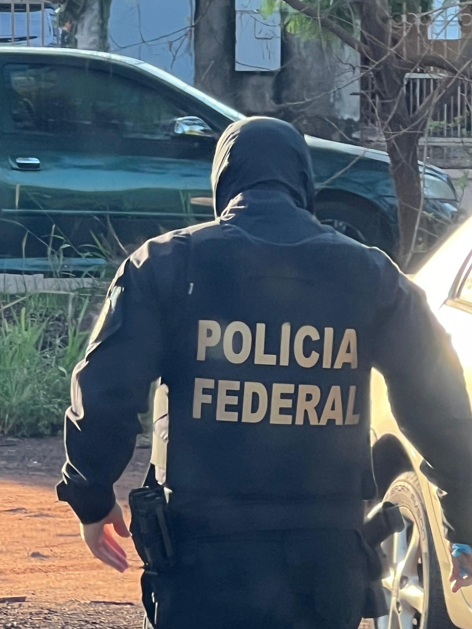 homem-e-preso-por-suspeita-de-armazenar-e-compartilhar-conteudo-de-abuso-sexual-infantojuvenil,-em-foz-do-iguacu